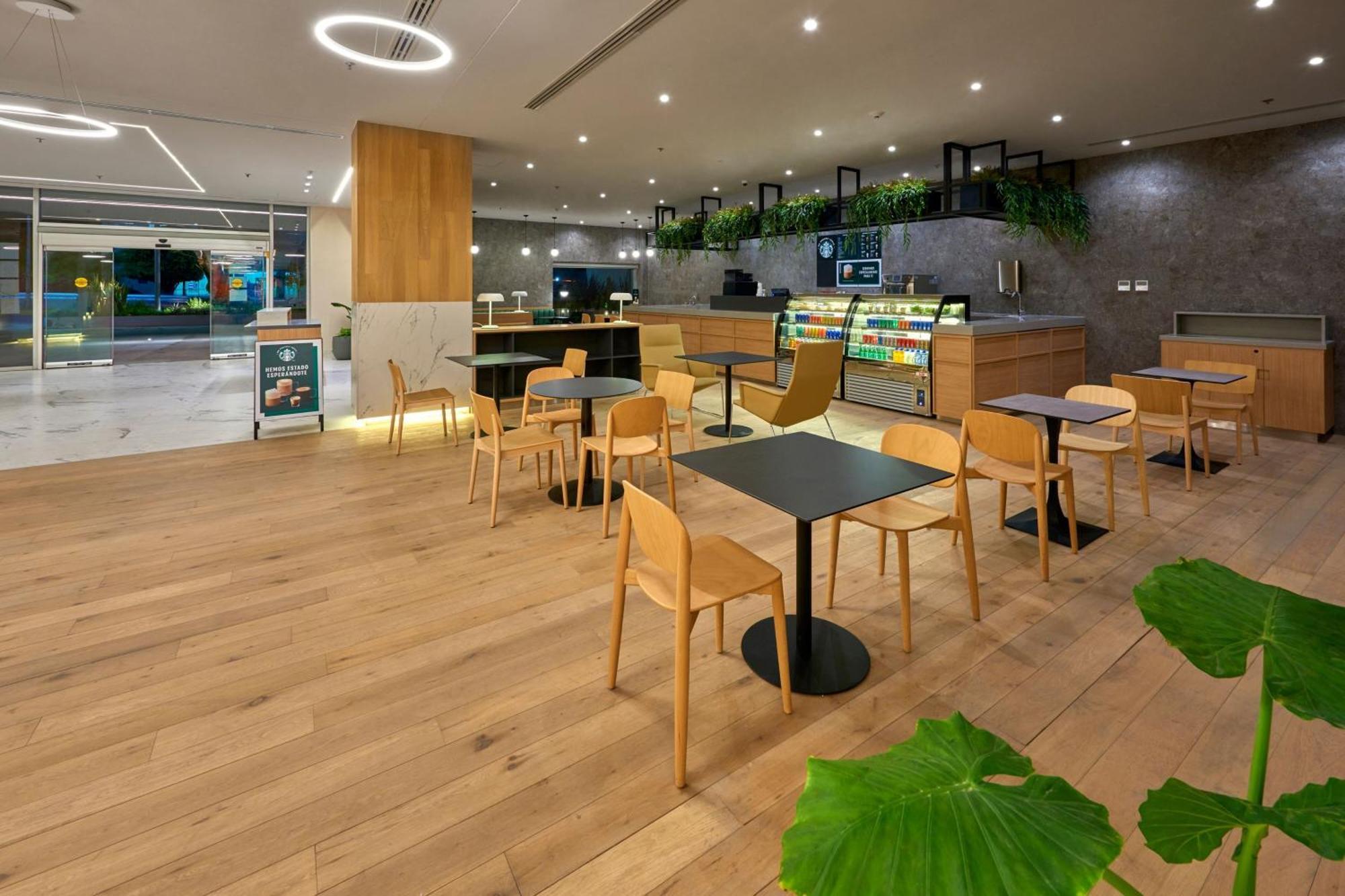City Express Plus By Marriott Guadalajara Providencia Exterior foto